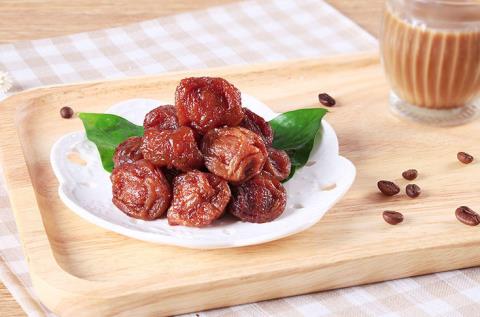 2021火爆全网的网红零食代理一件代发(图1)